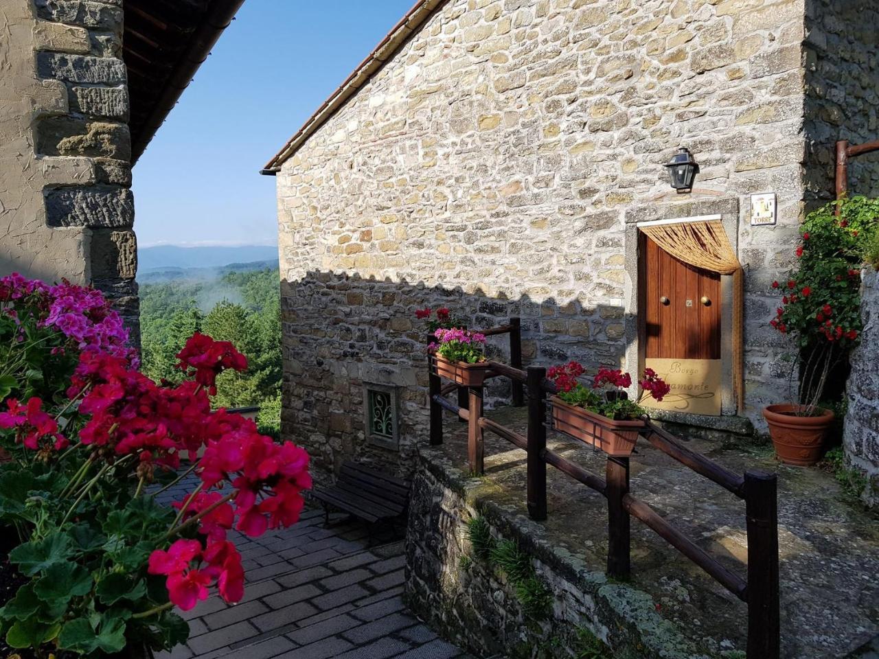 Borgo Tramonte Hotel Pratovecchio Kültér fotó